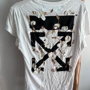 Off-white t-shirt with logo on front and back